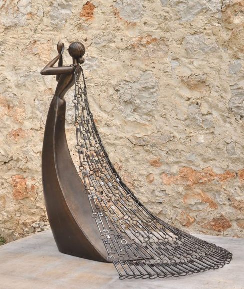 "Anne ma Souer Anne..."